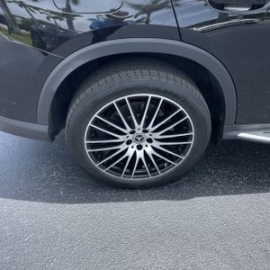 صورة مصغرة 19 لـ 2025 Mercedes-BENZ GLC