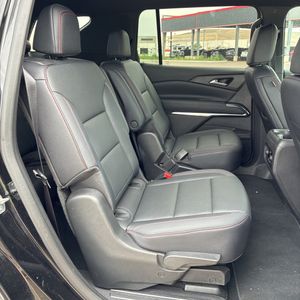 2025 Chevrolet TRAVERSE Z71 照片 35