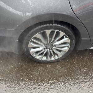2018 Acura RLX W/TECH — миниатюра 19