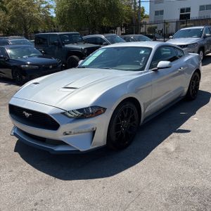 FORD MUSTANG ECOBOOST PREMIUM - 1