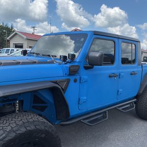 صورة 2 لـ 2021 JEEP GLADIATOR SPORT S