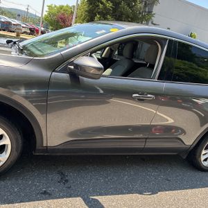 صورة 3 لـ 2020 FORD ESCAPE SE