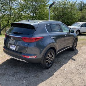 KIA SPORTAGE EX - 8