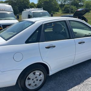 FORD FOCUS SE - 9