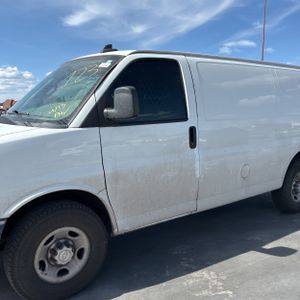 CHEVROLET EXPRESS 2500 - 2