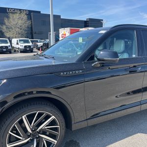 LINCOLN AVIATOR BLACK LABEL - 2