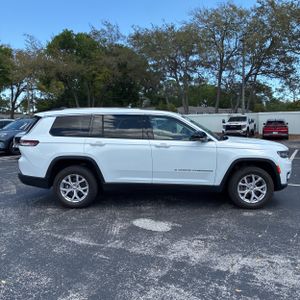 JEEP GRAND CHEROKEE L LIMITED - 10