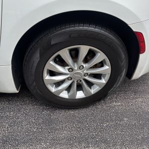 صورة مصغرة 17 لـ 2018 Chrysler PACIFICA TOURING L