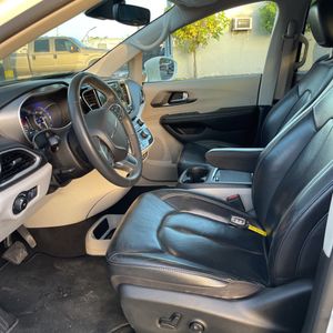 2022 Chrysler PACIFICA TOURING L — миниатюра 31