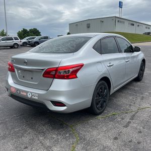 NISSAN SENTRA S - 8