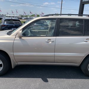 TOYOTA HIGHLANDER - 4