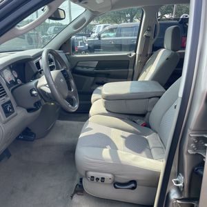2008 Dodge RAM 3500 SLT — миниатюра 31