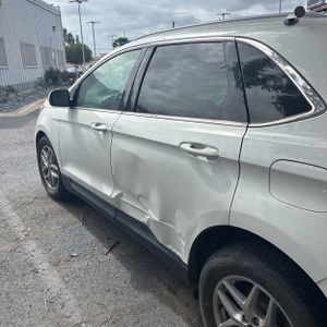 FORD EDGE SEL - 4