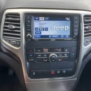 صورة مصغرة 38 لـ 2012 JEEP GRAND CHEROKEE LAREDO