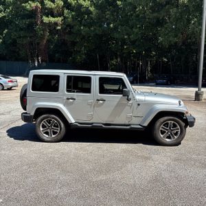 2011 JEEP WRANGLER UNLIMITED SAHARA 照片 10