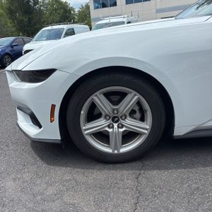 صورة مصغرة 17 لـ 2026 FORD MUSTANG ECOBOOST PREMIUM