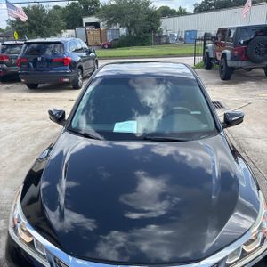صورة مصغرة 15 لـ 2017 Honda ACCORD LX