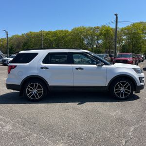 FORD EXPLORER SPORT - 10