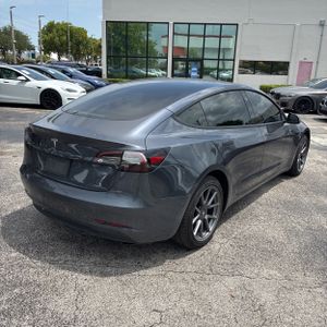 2021 Tesla MODEL 3 STANDARD RANGE PLUS 照片 8