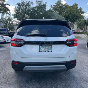 HONDA PILOT EX-L W/REAR CAPTAIN'S CHAIRS - 7