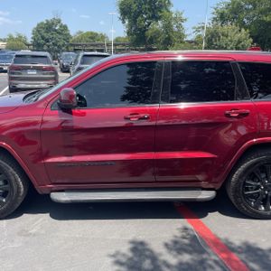 صورة 4 لـ 2018 JEEP GRAND CHEROKEE ALTITUDE
