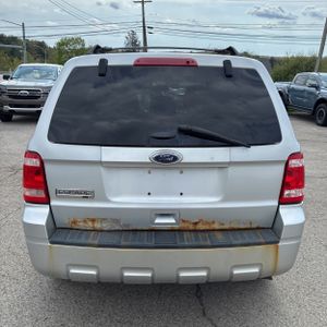 FORD ESCAPE XLT - 7