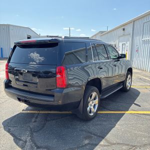 2017 Chevrolet TAHOE LT — фото 8