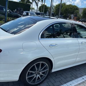2022 Mercedes-BENZ E-CLASS 照片 9