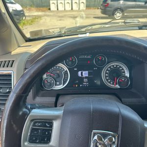 صورة مصغرة 80 لـ 2015 RAM 1500 LARAMIE