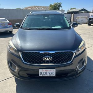 صورة 14 لـ 2018 KIA SORENTO LX V6