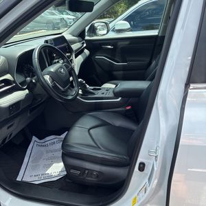 صورة مصغرة 32 لـ 2023 Toyota HIGHLANDER XLE