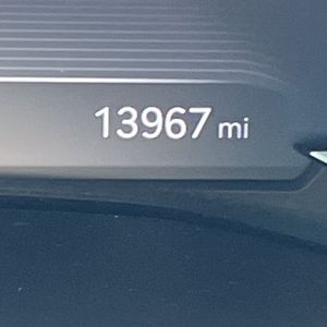 2023 Genesis G70 3.3T STANDARD — миниатюра 42