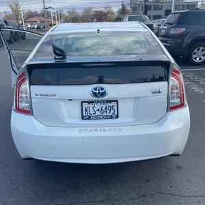 TOYOTA PRIUS - 7