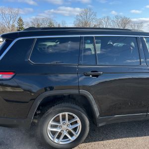 JEEP GRAND CHEROKEE L LAREDO X - 9