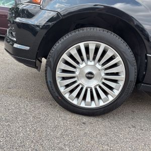 2017 Lincoln NAVIGATOR SELECT — миниатюра 17