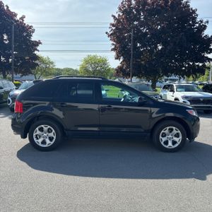 FORD EDGE SEL - 10