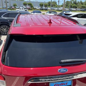 FORD EXPLORER XLT - 10