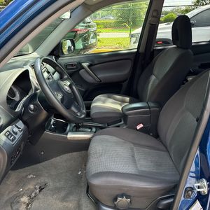 2005 Toyota RAV4 BASE — миниатюра 32