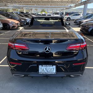 MERCEDES-BENZ E-CLASS - 6