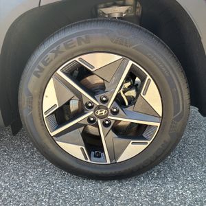 صورة مصغرة 18 لـ 2025 Hyundai TUCSON SEL