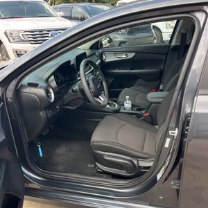صورة مصغرة 27 لـ 2024 KIA FORTE LXS