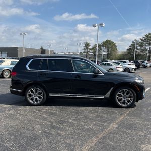 BMW X7 xDrive40i - 10