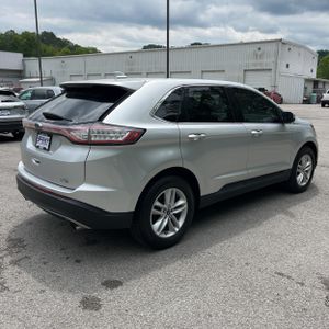 FORD EDGE SEL - 8