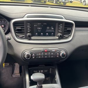 صورة مصغرة 36 لـ 2019 KIA SORENTO LX