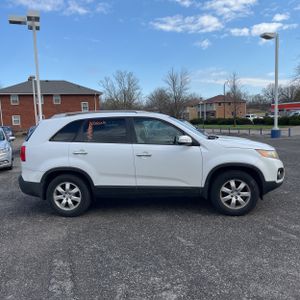 KIA SORENTO BASE - 10