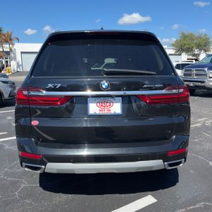 BMW X7 XDRIVE40I - 7