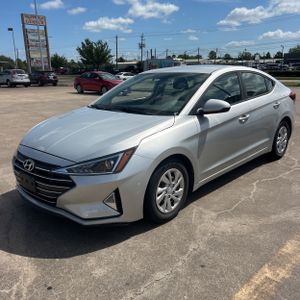 صورة 1 لـ 2019 Hyundai ELANTRA SE