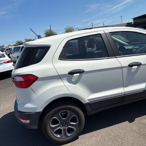 FORD ECOSPORT S - 9