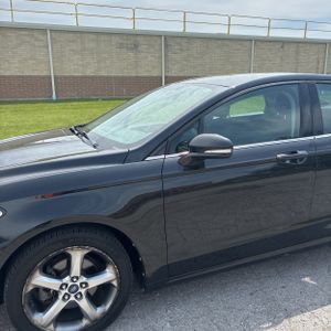 FORD FUSION SE - 2