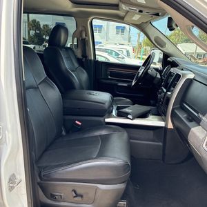 2018 RAM 3500 LARAMIE photo 37